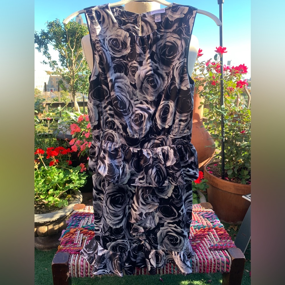 NWOT WOMEN DRESS KATE YOUNG